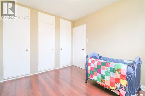 90 Franklin Avenue, Yorkton, SK - Indoor Photo Showing Bedroom