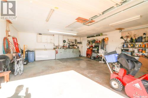 90 Franklin Avenue, Yorkton, SK - Indoor Photo Showing Garage