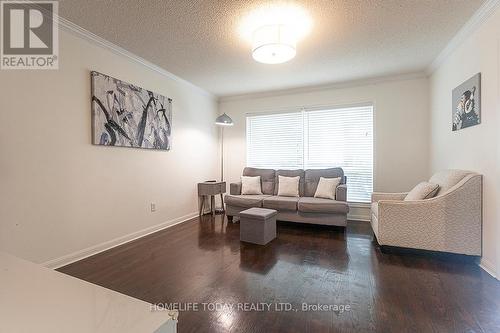 1137 Barr Crescent, Milton, ON - Indoor Photo Showing Living Room