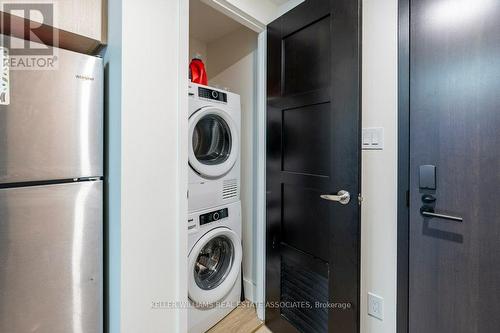 514 - 145 Columbia Street W, Waterloo, ON - Indoor Photo Showing Laundry Room