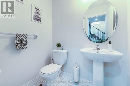 43 Military Crescent, Brampton, ON - Indoor Photo Showing Bathroom