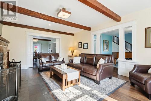 2612 10Th Line, Innisfil, ON - Indoor Photo Showing Living Room