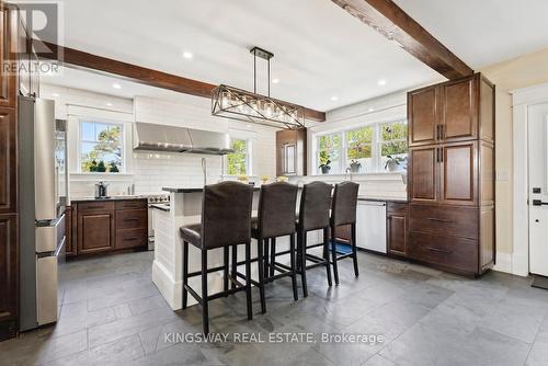 2612 10Th Line, Innisfil, ON - Indoor Photo Showing Kitchen