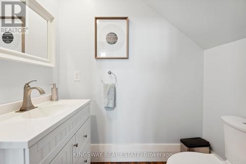 2612 10Th Line, Innisfil, ON - Indoor Photo Showing Bathroom