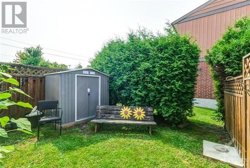 15 Foxhill Way Unit#A, Ottawa, ON - Outdoor