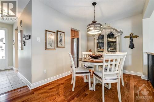 15 Foxhill Way Unit#A, Ottawa, ON - Indoor Photo Showing Dining Room