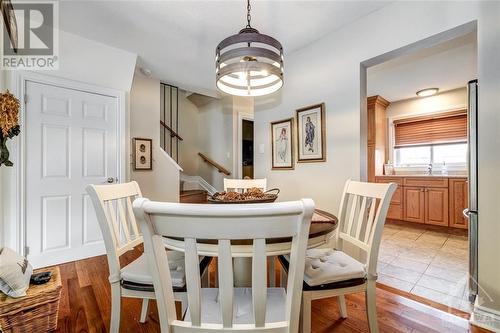 15 Foxhill Way Unit#A, Ottawa, ON - Indoor Photo Showing Dining Room