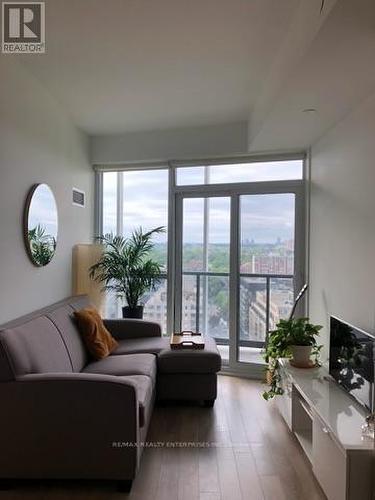 1606 - 50 Ordnance Street, Toronto, ON - Indoor Photo Showing Living Room