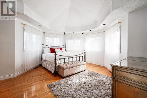 5 Deanna Drive, Wasaga Beach, ON - Indoor Photo Showing Bedroom