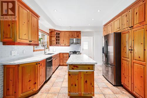 5 Deanna Drive, Wasaga Beach, ON - Indoor Photo Showing Kitchen