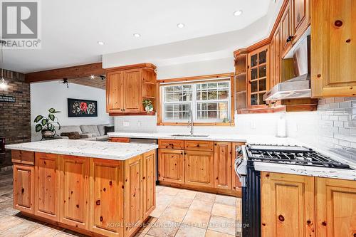 5 Deanna Drive, Wasaga Beach, ON - Indoor Photo Showing Kitchen