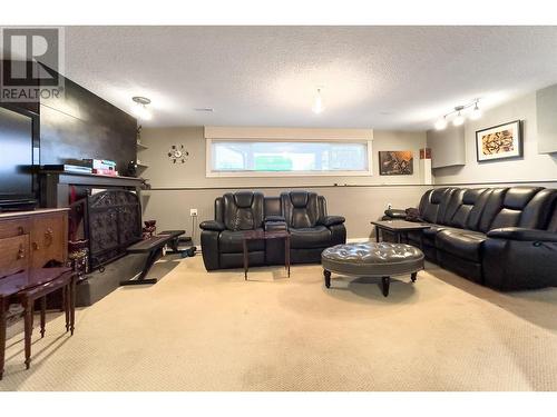 265 Gemini Road, Kelowna, BC - Indoor