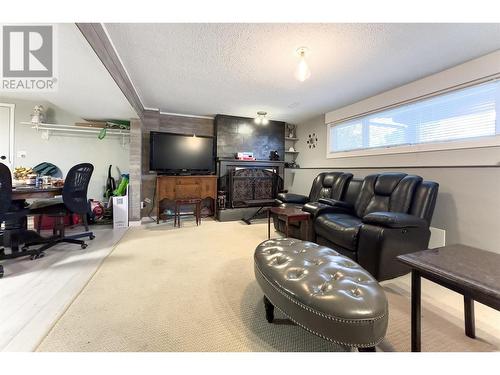 265 Gemini Road, Kelowna, BC - Indoor