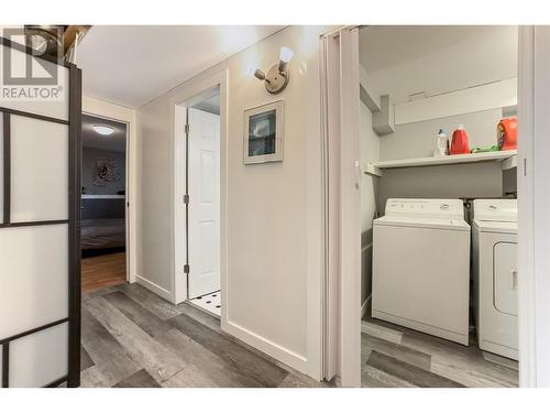 265 Gemini Road, Kelowna, BC - Indoor Photo Showing Laundry Room