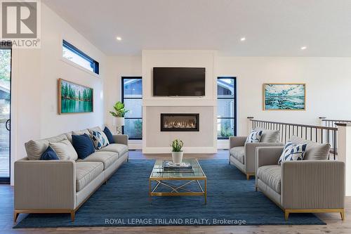 30 Gill Road, Lambton Shores (Grand Bend), ON - Indoor Photo Showing Living Room With Fireplace