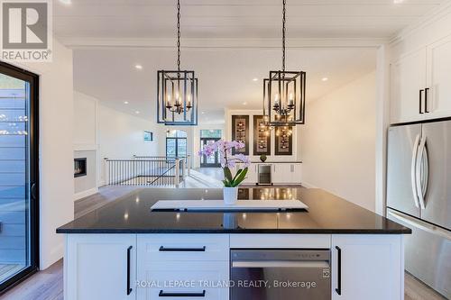 30 Gill Road, Lambton Shores (Grand Bend), ON - Indoor Photo Showing Kitchen