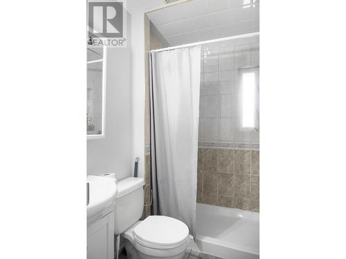 77 Teal Street, Kitimat, BC - Indoor Photo Showing Bathroom