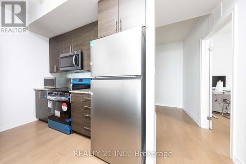 2601 - 70 Forest Manor Road, Toronto, ON - Indoor Photo Showing Kitchen