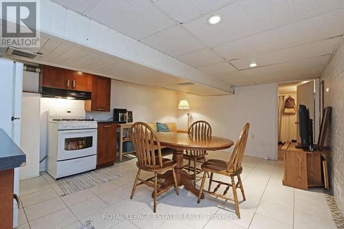 9 Berkshire Avenue, Toronto, ON - Indoor Photo Showing Kitchen