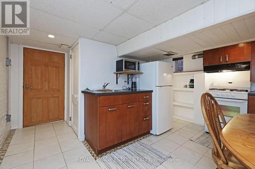 9 Berkshire Avenue, Toronto, ON - Indoor Photo Showing Kitchen