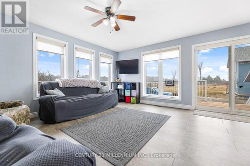 883 Lake Dalrymple Road, Kawartha Lakes, ON - Indoor Photo Showing Living Room