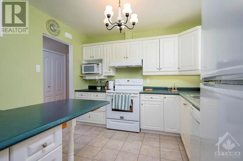 1420 Matheson Road, Ottawa, ON - Indoor Photo Showing Kitchen