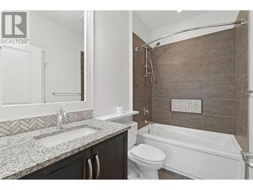 1960 Klo Road Unit# 58, Kelowna, BC - Indoor Photo Showing Bathroom