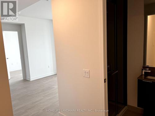 1501 - 3900 Confederation Parkway, Mississauga, ON -  Photo Showing Other Room