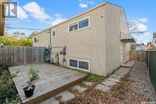 907A Argyle Avenue, Saskatoon, SK - Outdoor With Exterior