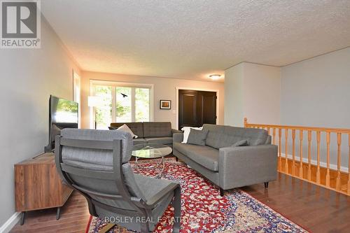 14 Jury Drive, Penetanguishene, ON - Indoor Photo Showing Living Room