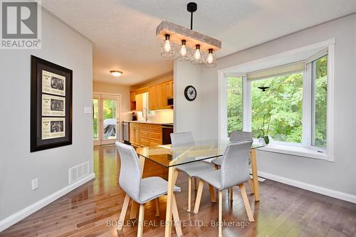 14 Jury Drive, Penetanguishene, ON - Indoor Photo Showing Dining Room