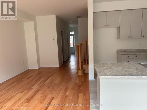 119 Masters Street, Welland, ON - Indoor Photo Showing Kitchen