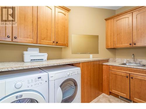 5016 Seon Crescent, Kelowna, BC - Indoor Photo Showing Laundry Room