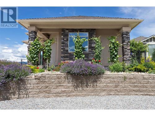 5016 Seon Crescent, Kelowna, BC - Outdoor With Deck Patio Veranda