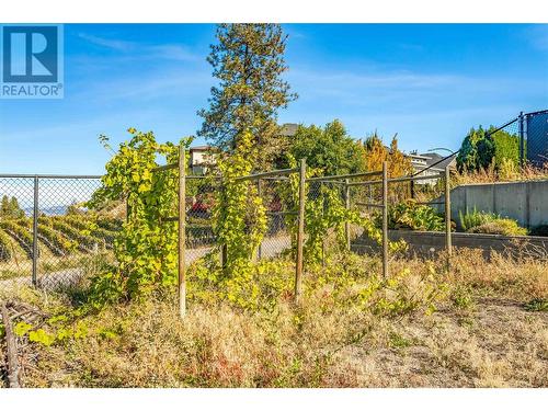 5016 Seon Crescent, Kelowna, BC - Outdoor