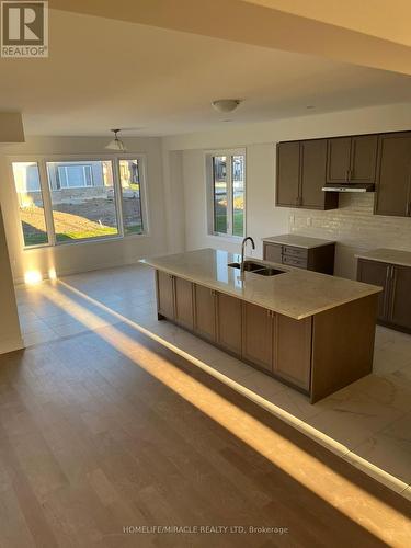 257 Flavelle Way, Peterborough, ON - Indoor Photo Showing Kitchen With Double Sink