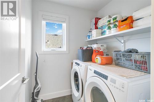 487 Mcfaull Crescent, Saskatoon, SK - Indoor Photo Showing Laundry Room