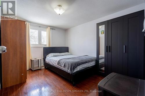 100 Mount Albion Road, Hamilton, ON - Indoor Photo Showing Bedroom