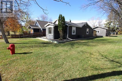 387 3Rd Avenue E, Shaunavon, SK - Outdoor