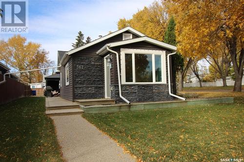 387 3Rd Avenue E, Shaunavon, SK - Outdoor