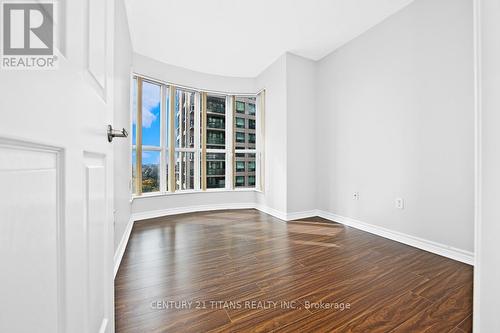 1605 - 7 Lorraine Drive, Toronto, ON - Indoor Photo Showing Other Room