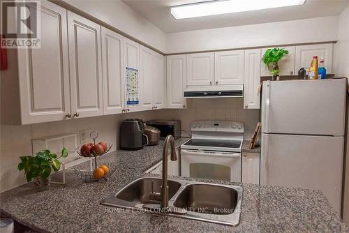 505 - 5500 Yonge Street, Toronto, ON - Indoor Photo Showing Kitchen With Double Sink