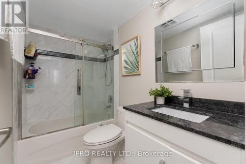 912 - 155 Hillcrest Avenue, Mississauga, ON - Indoor Photo Showing Bathroom