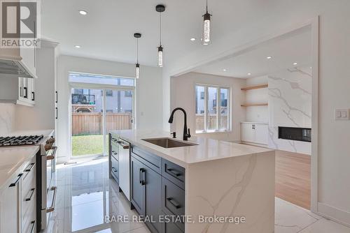 Main - 231 Crombie Street, Clarington, ON - Indoor Photo Showing Kitchen With Upgraded Kitchen