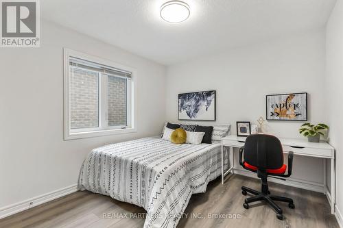 54 Crofting Crescent, Markham, ON - Indoor Photo Showing Bedroom