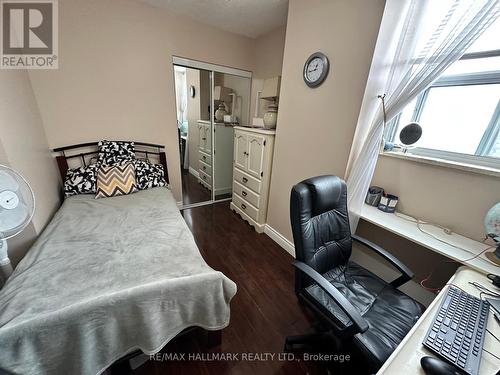 1613 - 370 Dixon Road, Toronto, ON - Indoor Photo Showing Bedroom