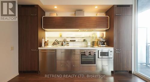 3311 - 45 Charles Street E, Toronto, ON - Indoor Photo Showing Kitchen