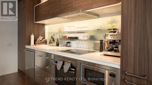 3311 - 45 Charles Street E, Toronto, ON - Indoor Photo Showing Kitchen