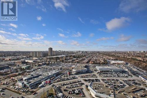 1912 - 7171 Yonge Street, Markham, ON - Outdoor With View