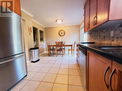 58 Mancroft Crescent, Brampton, ON - Indoor Photo Showing Kitchen